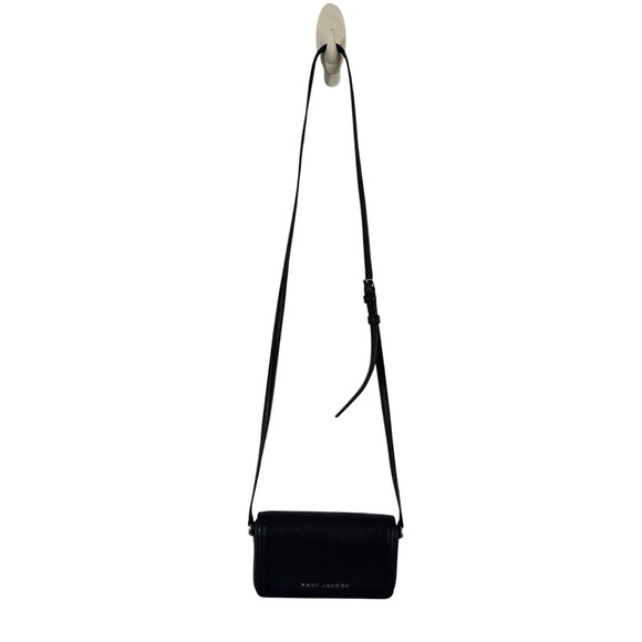 Marc Jacobs Black Crossbody Lather  Bag Sleek Design - Picture 3 of 8